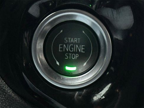 Used 2025 Chevrolet Silverado 2500 LTZ image 32