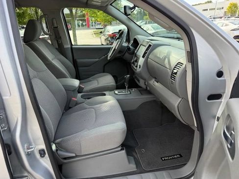 Used 2021 Nissan Frontier SV AWD/4WD image 31
