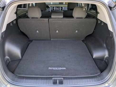 Used 2017 Kia Sportage LX image 18