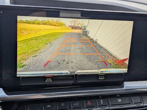 New 2026 GMC Sierra 1500 Elevation image 17