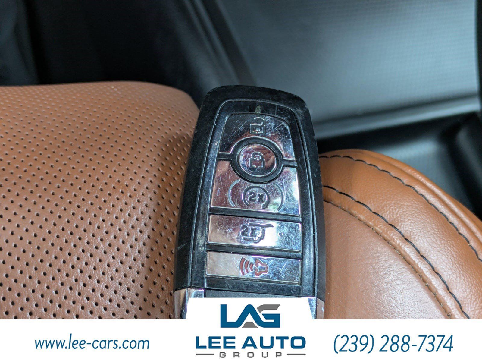 Used 2021 Lincoln Navigator Reserve w/ Luxury Package AWD/4WD image 32