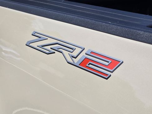 Used 2022 Chevrolet Colorado ZR2 AWD/4WD image 52