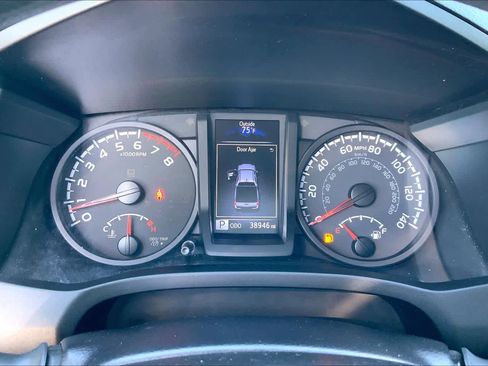 Used 2023 Toyota Tacoma SR image 26