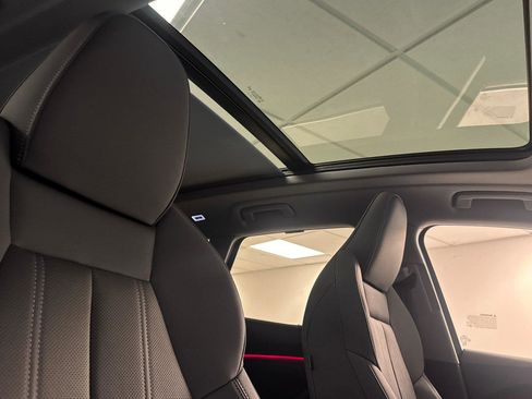 Certified 2025 Audi Q5 Premium Plus w/ Premium Plus image 17