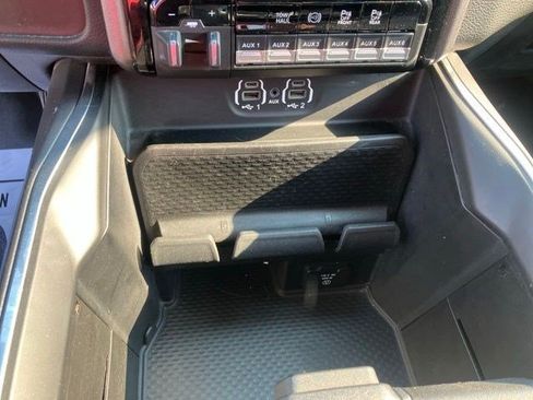 Used 2020 RAM 2500 Laramie w/ Night Edition AWD/4WD image 19
