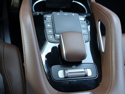 Certified 2024 Mercedes-Benz GLS 450 4MATIC image 44