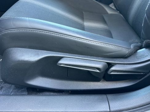 Used 2023 Honda Civic Sport image 14
