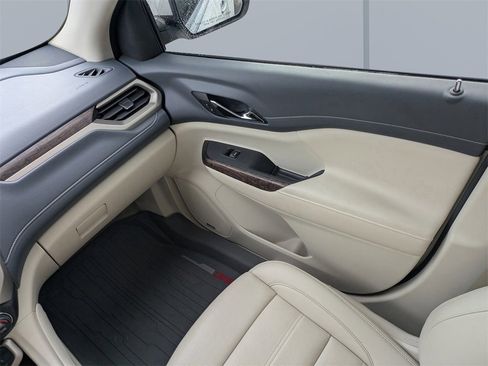 Used 2021 GMC Acadia Denali w/ Denali Technology Package image 18