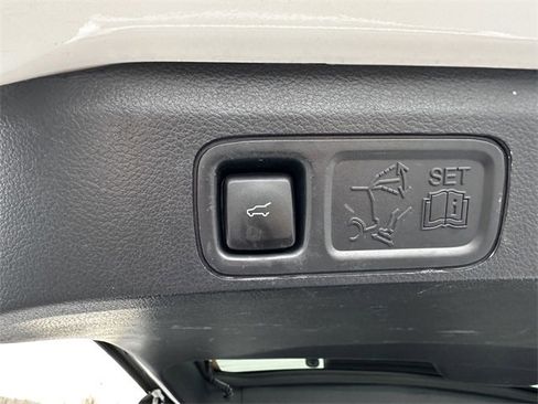 Certified 2022 Lincoln Navigator Reserve image 45