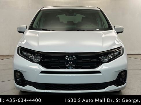 New 2026 Honda Odyssey Elite image 8