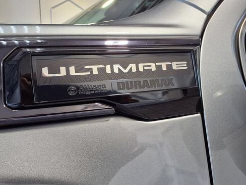 Used 2025 GMC Sierra 2500 Denali Ultimate AWD/4WD image 6