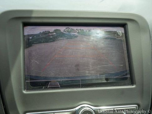 Used 2024 Chevrolet Equinox LS FWD image 15