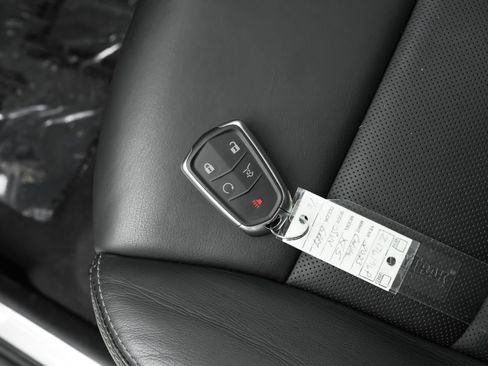 Used 2023 Cadillac XT5 Sportv w/ Technology Package image 44