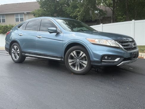 Used 2013 Honda Crosstour EX-L image 2