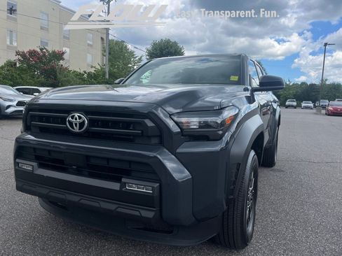 Used 2026 Toyota 4Runner SR5 RWD image 28