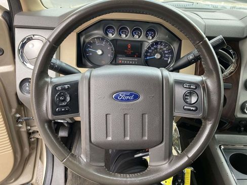 Used 2014 Ford F250 Lariat w/ Lariat Interior Package image 20