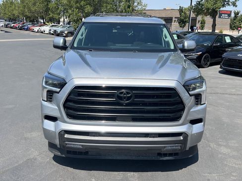 Used 2023 Toyota Sequoia SR5 AWD/4WD image 3