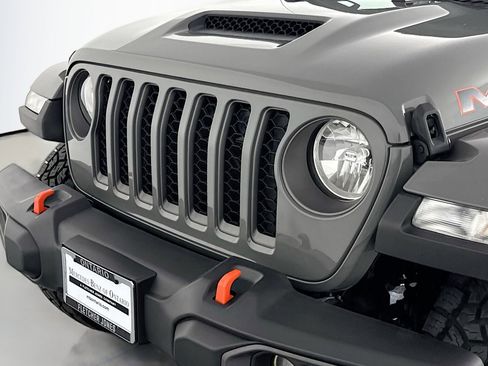 Used 2022 Jeep Gladiator Mojave w/ Cold Weather Group AWD/4WD image 14