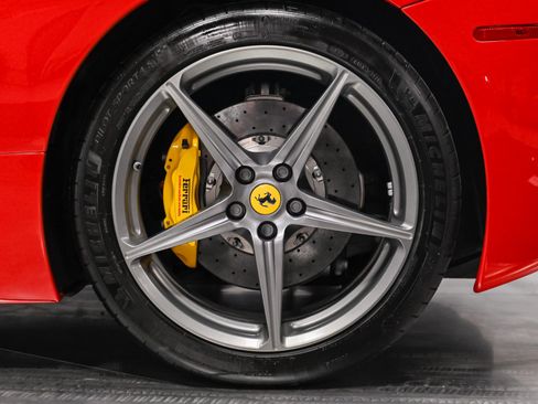 Used 2013 Ferrari 458 Spider RWD image 48