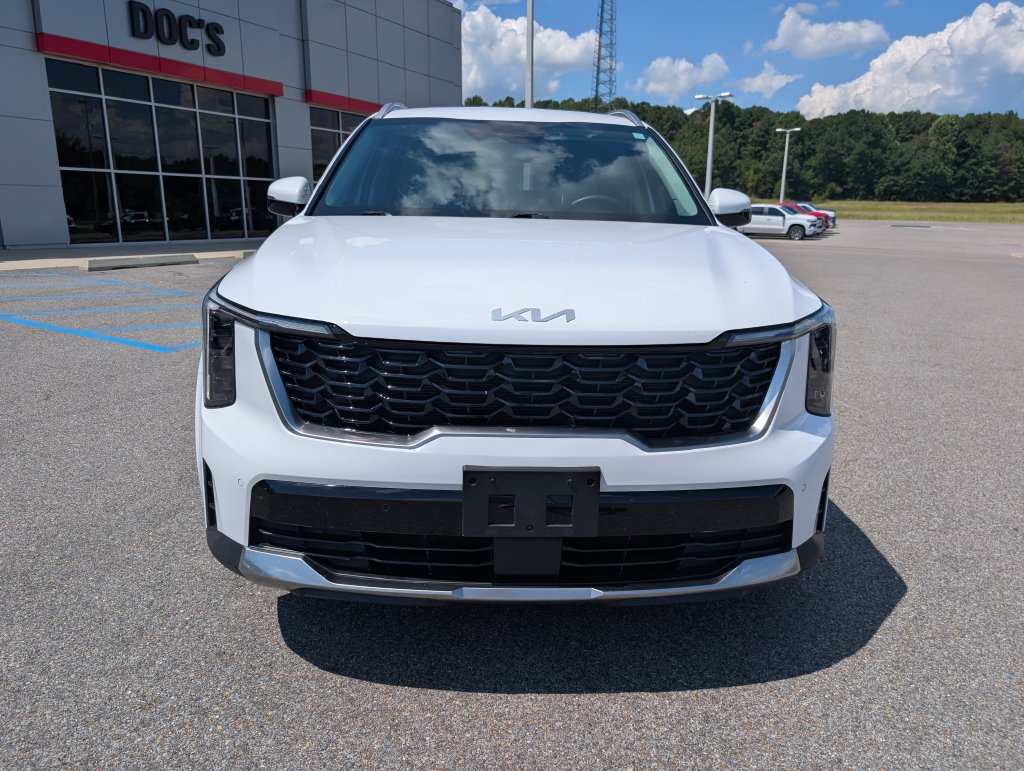Used 2025 Kia Sorento S FWD image 8