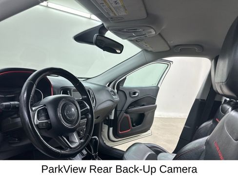 Used 2019 Jeep Compass Trailhawk AWD/4WD image 30