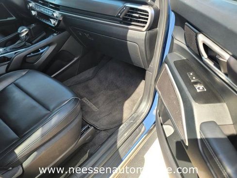 Used 2025 Kia Telluride S AWD/4WD image 9