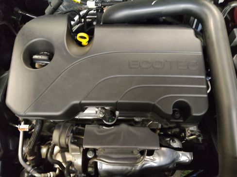 Used 2023 Chevrolet Equinox LT w/ Driver Convenience Package FWD image 30