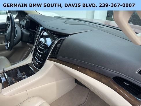 Used 2019 Cadillac Escalade Premium Luxury w/ LPO, Radiant Package image 26