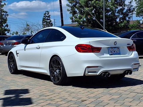 Used 2018 BMW M4 Coupe RWD image 3