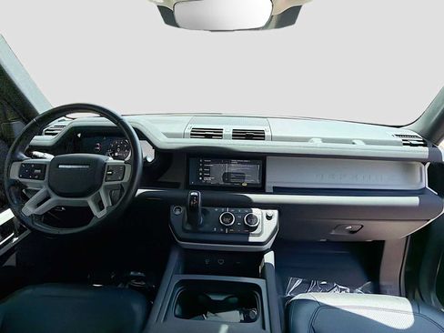 Certified 2023 Land Rover Defender 90 S AWD/4WD image 9
