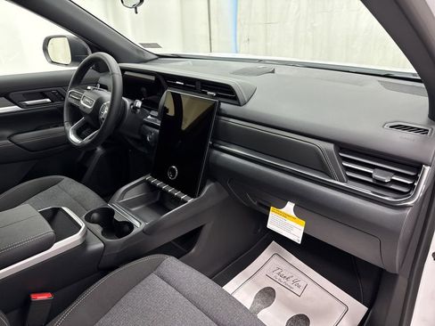 New 2026 GMC Terrain Elevation w/ Black Edition image 10