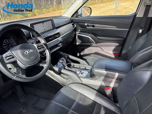 Used 2021 Kia Telluride EX w/ EX Premium Package image 11