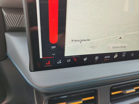 New 2026 Ford Maverick Tremor AWD/4WD image 21