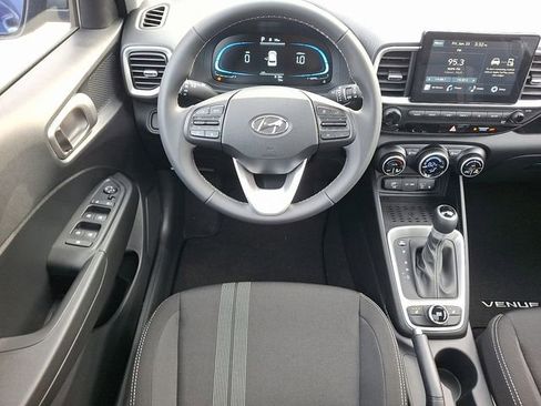 New 2026 Hyundai Venue SEL FWD image 11