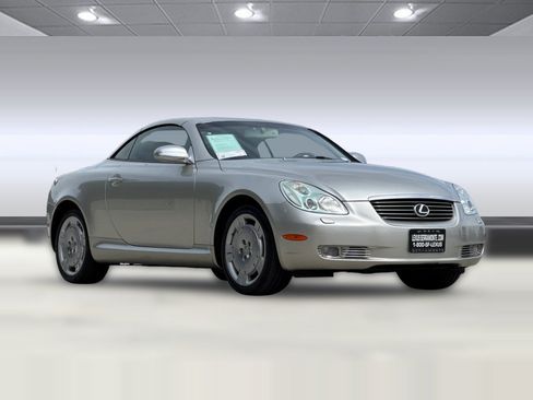 Used 2004 Lexus SC 430 Convertible w/ Preferred Accessory Pkg RWD image 6