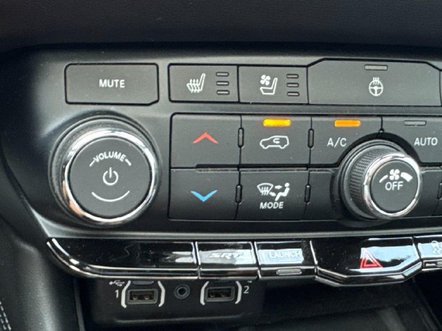 Used 2022 Dodge Durango SRT w/ Technology Group AWD/4WD image 32