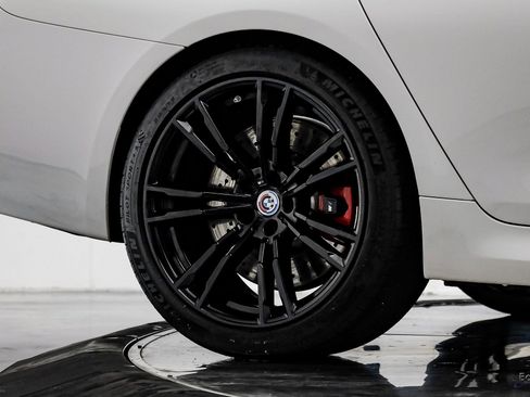 Used 2023 BMW M5 w/ Competition Package image 91