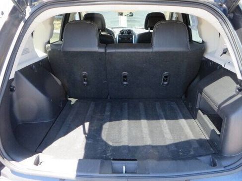 Used 2014 Jeep Compass Latitude w/ All Weather Capability Group image 39