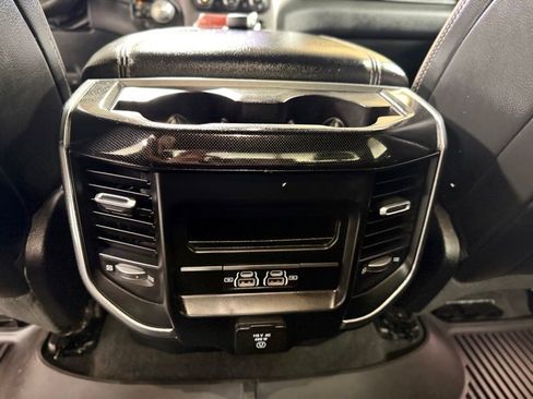 Used 2022 RAM 1500 Laramie w/ Sport Appearance Package AWD/4WD image 18
