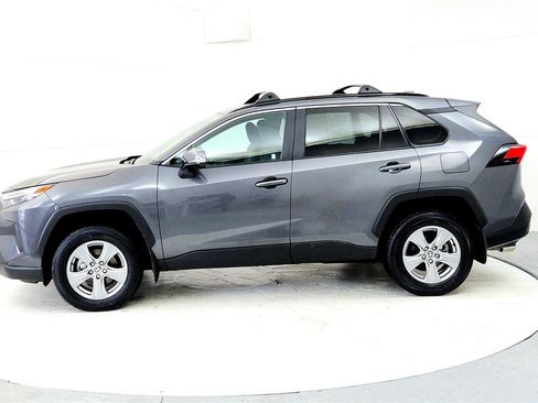 Used 2023 Toyota RAV4 XLE w/ Convenience Package image 3