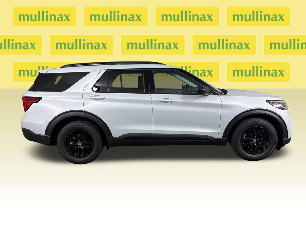 New 2026 Ford Explorer Active w/ Active Comfort Package RWD image 2