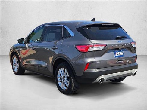 Used 2022 Ford Escape SE w/ Convenience Package FWD image 8