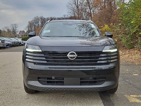 New 2026 Nissan Kicks SV image 2