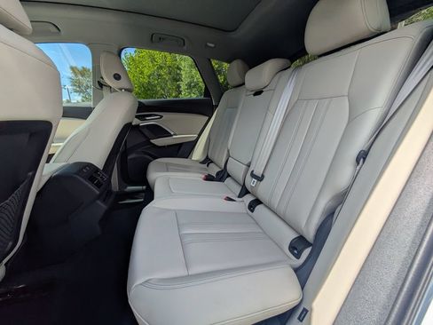 Used 2025 Audi Q5 Premium AWD/4WD image 25