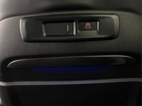 Used 2020 BMW X7 xDrive40i w/ Premium Package image 49