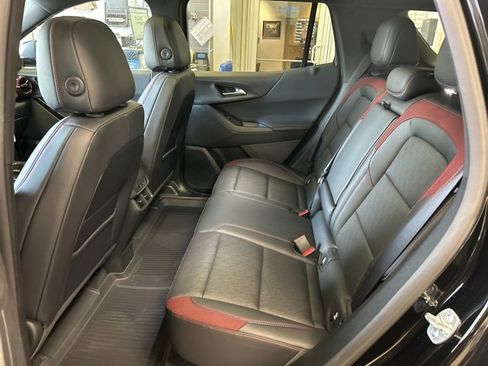 Used 2025 Chevrolet Equinox RS w/ Convenience Package III image 32