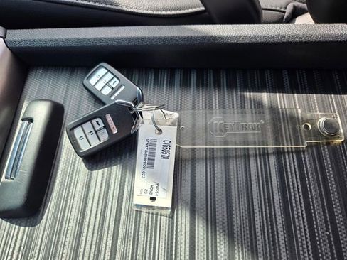 Used 2023 Honda Passport EX-L image 25