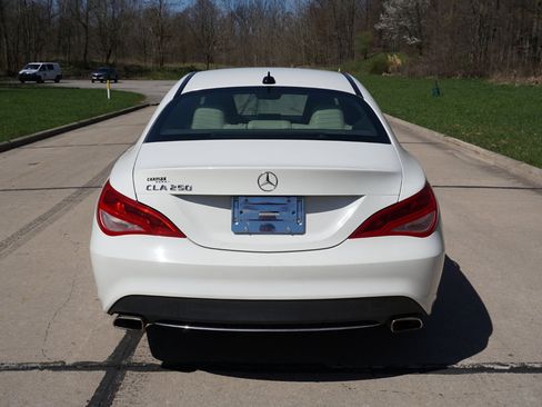 Used 2015 Mercedes-Benz CLA 250 4dr Sdn CLA 250 FWD image 4