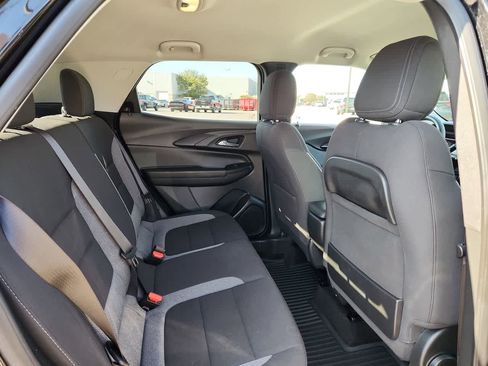Used 2023 Chevrolet TrailBlazer LT image 17