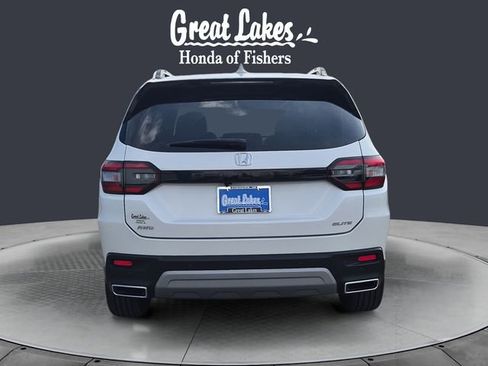 Used 2023 Honda Pilot Elite image 4